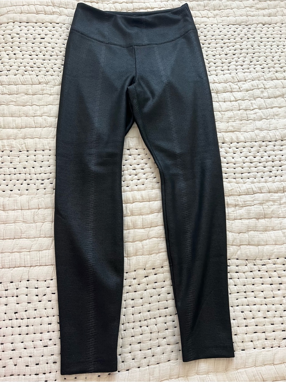 Size 10 White House Black Market Black Runway Leggings Faux-Leather